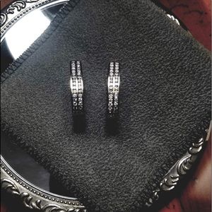 Sterling Silver earrings diamond cut